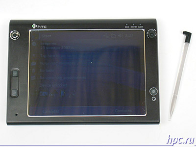 HTC X7500 (Athena) вид спереди с выключенным дисплеем 