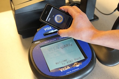 iPhone 6    NFC