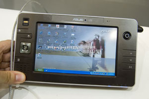  ASUS    UMPC