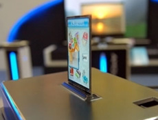 Samsung  AMOLED-  0,78