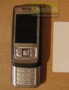  Nokia E65:   