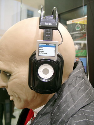      iPod nano.  .
